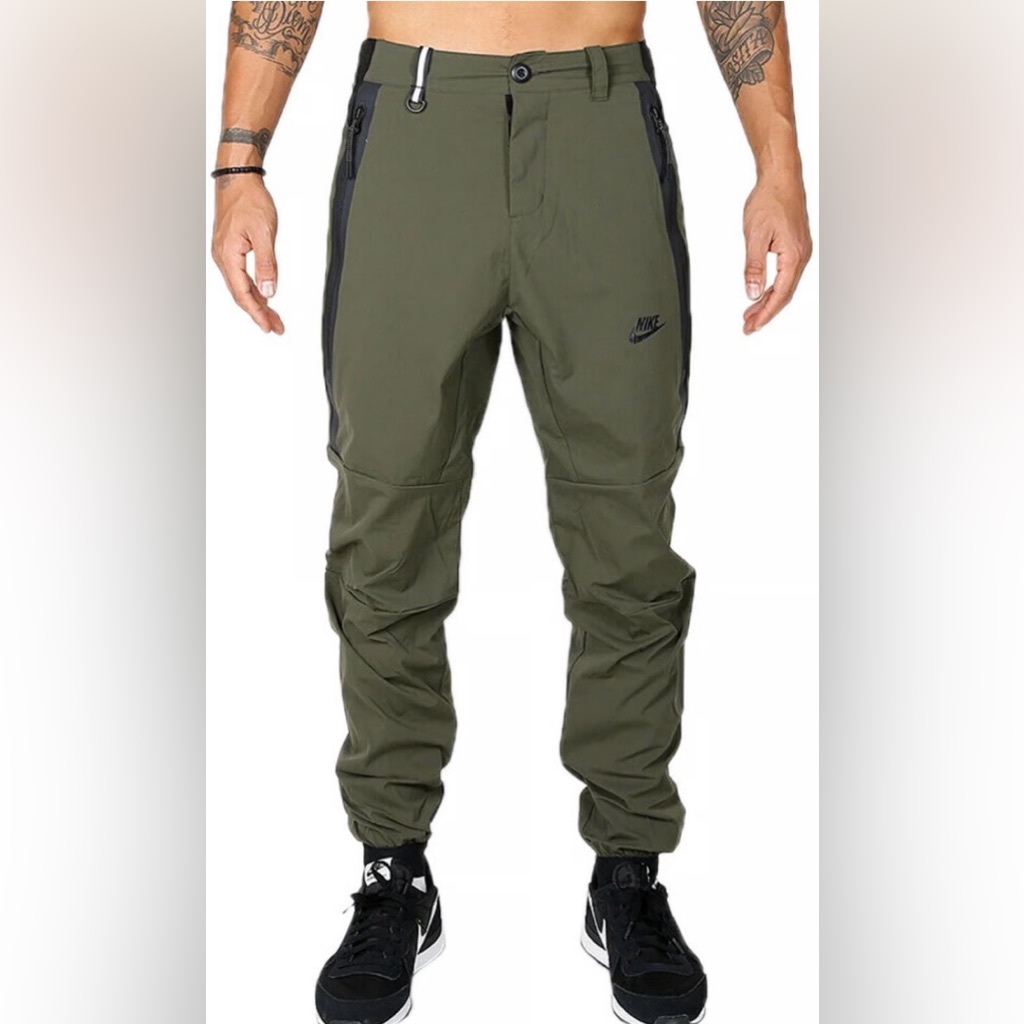 Nike Tech Woven Cargo Khaki/Black Nike Mens Pants